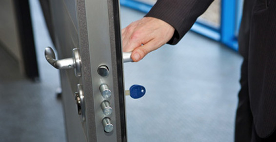 Serrurier porte blindée à Ivry-sur-Seine (94200) Porte blindée Ivry-sur-Seine (94200)